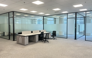 太平金融大厦出租-360m²-精装修-员工工区