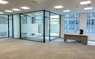 太平金融大厦出租-360m²-精装修-员工工区